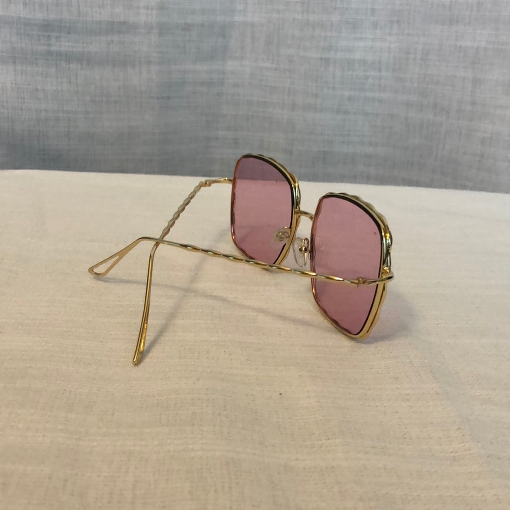 Pink sunglasses - Picture 2 of 2